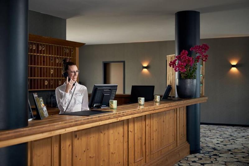 Hotel Hamburg-Wittenburg Van Der Valk מראה חיצוני תמונה